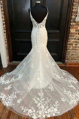 White Floral Lace Plunge V Mermaid Long Wedding Dress