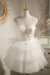 Ivory Spaghetti Straps Sequins Ball Gown Lace Appliques Short/Mini Homecoming Dresses