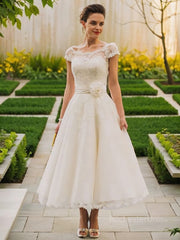 A-Line/Princess Scoop Tea-Length Tulle Wedding Dresses