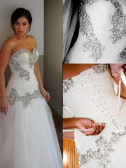 A-Line/Princess Sweetheart Floor-Length Tulle Wedding Dresses With Rhinestone