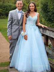 A-Line/Princess V-neck Floor-Length Tulle Prom Dresses With Appliques Lace