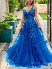 A-Line/Princess V-neck Sweep Train Tulle Prom Dresses With Appliques Lace