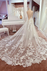 Charming Long A-Line Spaghetti Straps Appliques Lace Tulle Backless Wedding Dress