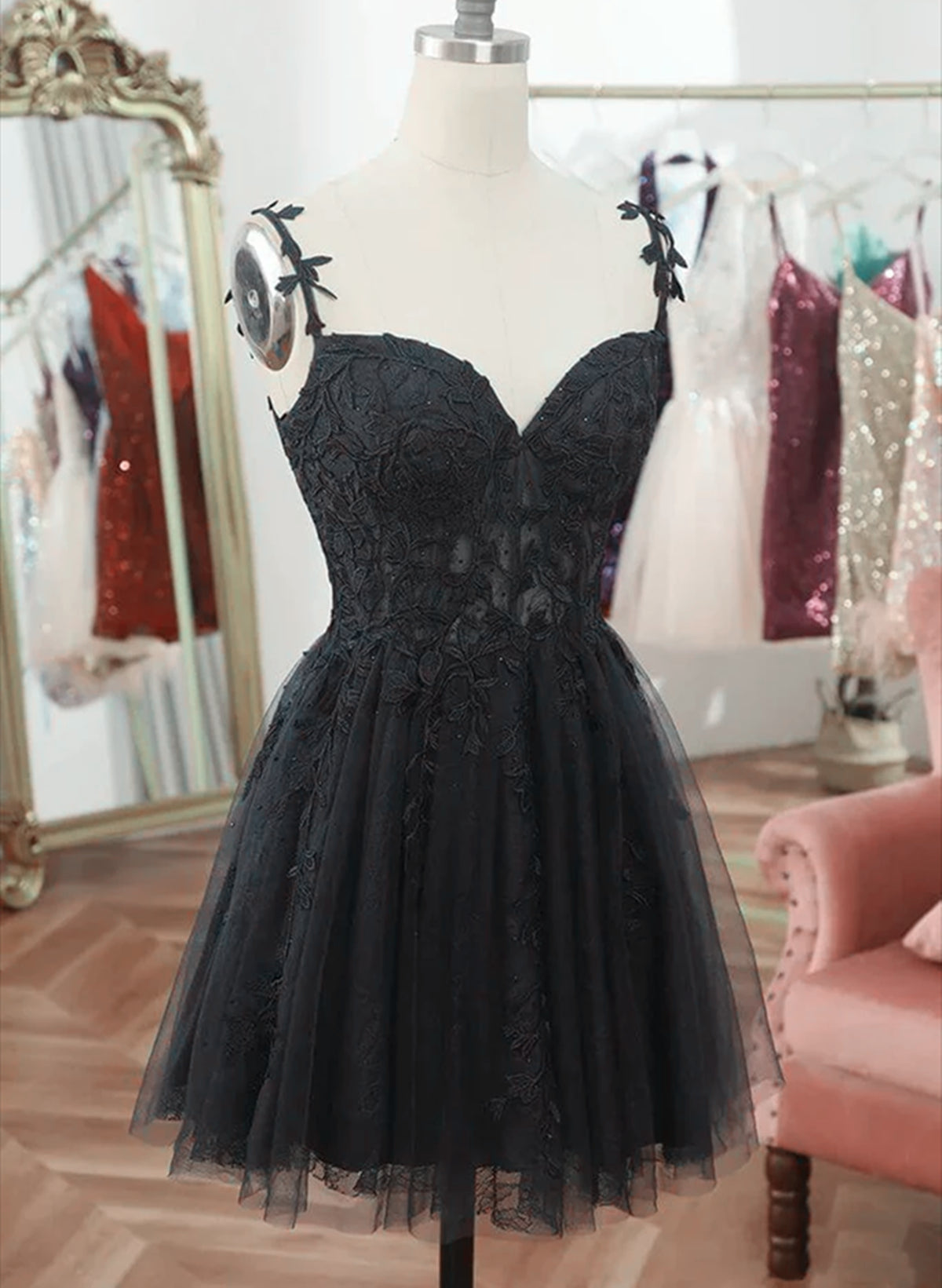 Chic Black Lace Straps Tulle Short Party Drss, Black Sweetheart Homecoming Dress