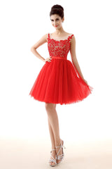 Lace Cute Red Short Homecoming Dresses