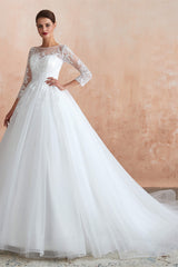 Lace Jewel White Tulle Wedding Dresses with 3/4 Sleeves