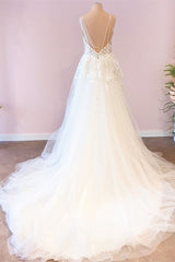 Long A-Line Sweetheart Spaghetti Straps Tulle Wedding Dress