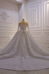 Luxurious Ball Gown Long Sleevess 3D Lace Sweetheart Long Wedding Dresses