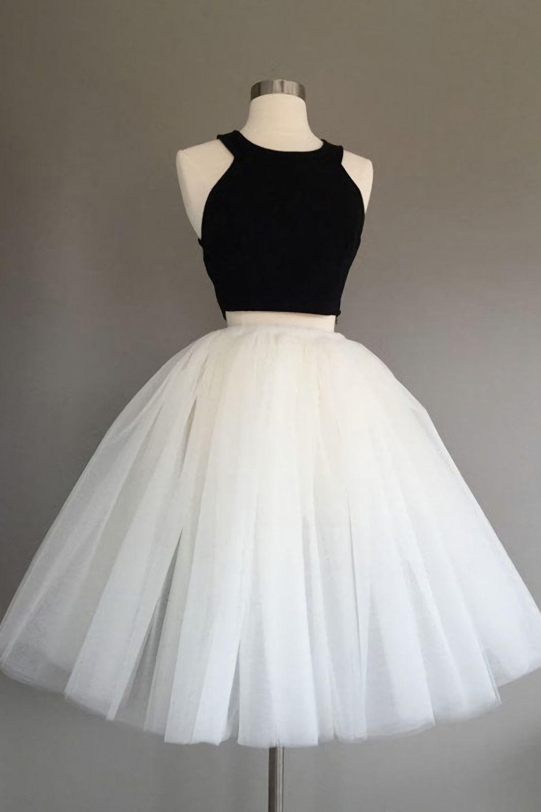 Two Piece Halter Knee Length Short Sleeveless Black Ivory Tulle Homecoming Dresses