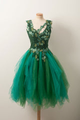 Unique V Neck Green Tulle Lace Short Prom Dress, Green Homecoming Dress