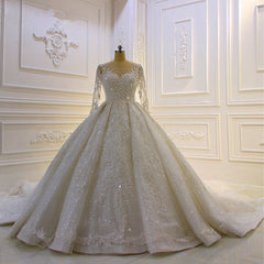 Sparkle 3D Lace Appliques Long Sleevess Church Train Wedding Dress