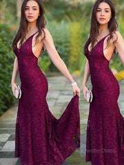 Trumpet/Mermaid V-neck Sweep Train Lace Evening Dresses