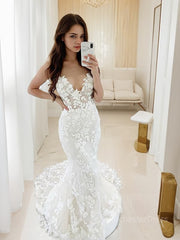 Trumpet/Mermaid V-neck Sweep Train Tulle Wedding Dresses