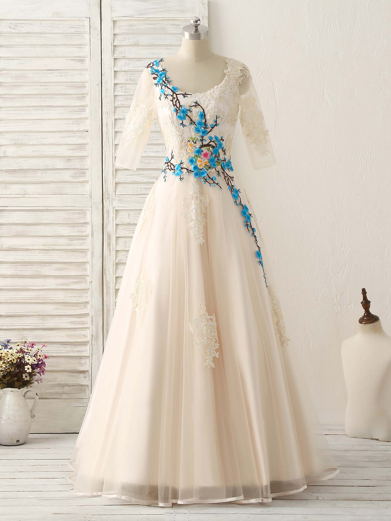 Unique Lace Applique Tulle Long Prom Dress Light Champagne Bridesmaid Dress