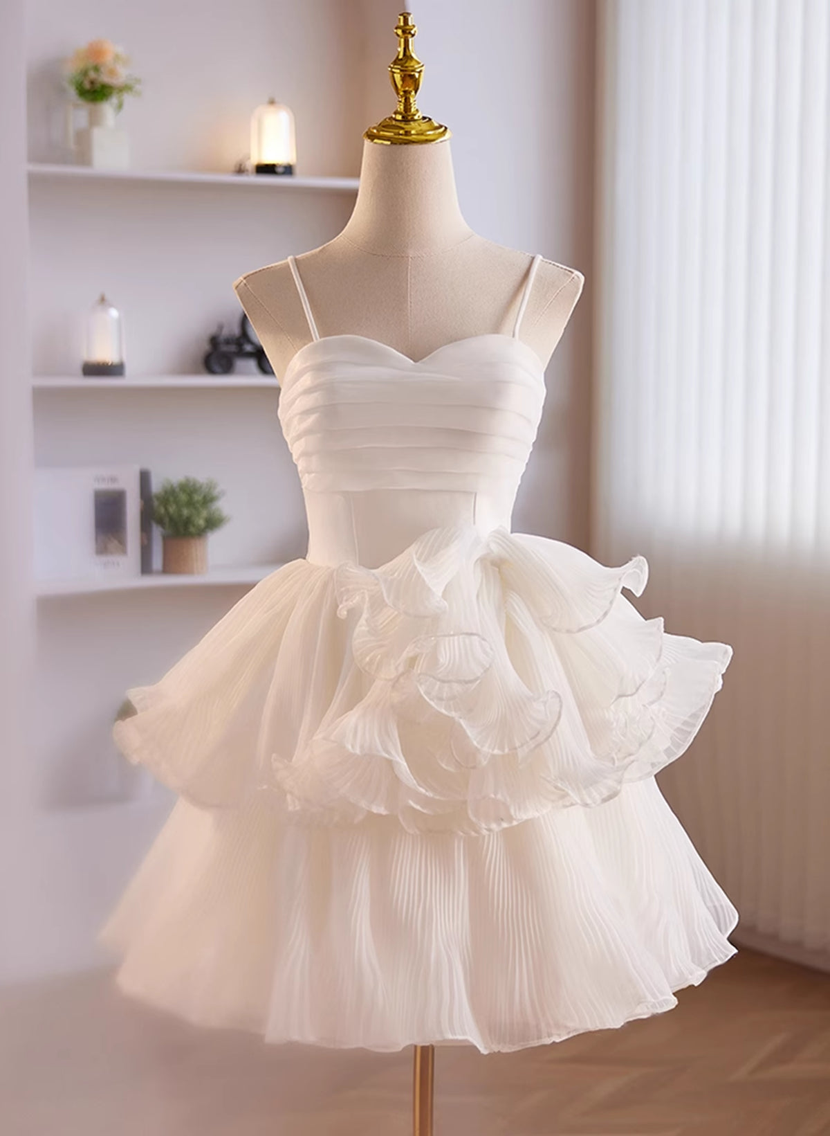 White Tulle Straps Short Graduation Dress, White Tulle Sweetheart Prom Dress